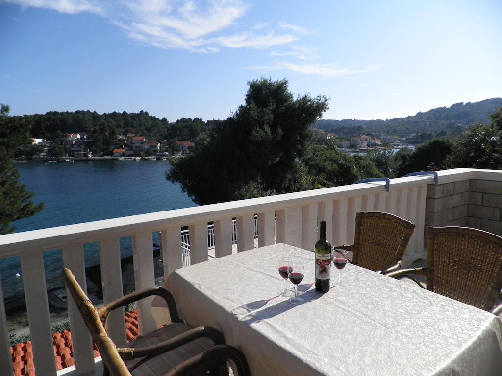 Apartments Holiday Lumbarda Room photo