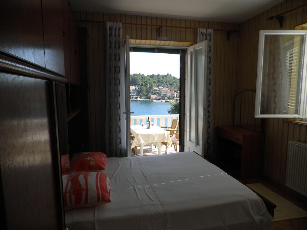 Apartments Holiday Lumbarda Room photo